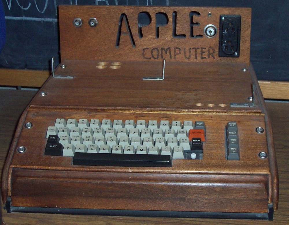 Primeiro Computador Da Apple Em 1976