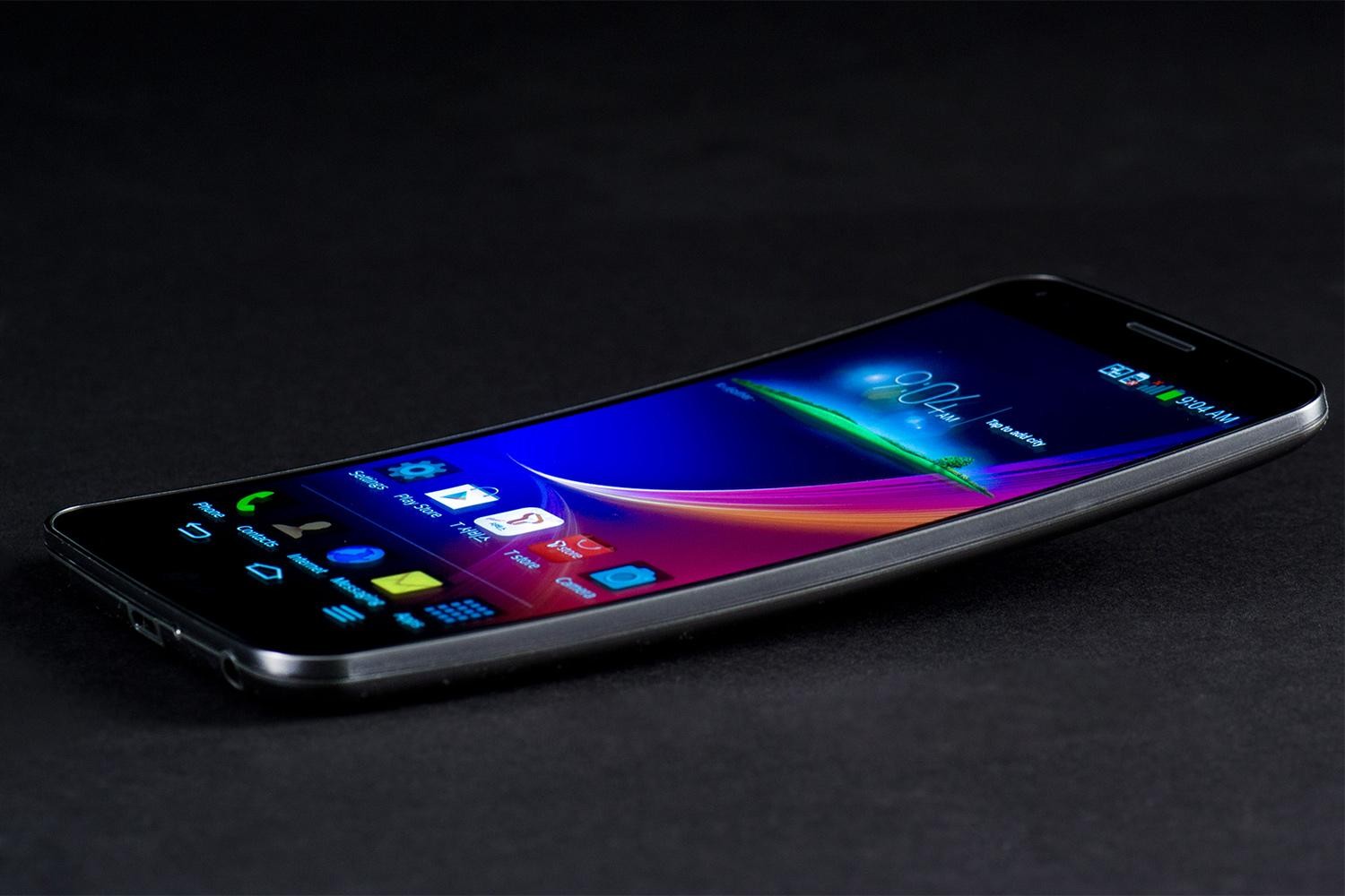 Samsung lg телефон. LG G Flex 3. LG G Flex 4. LG G Flex. Самсунг с 22 изогнутый экран.