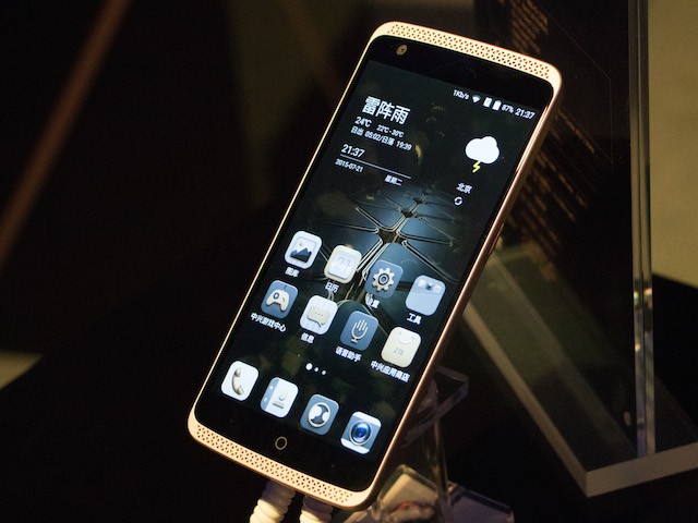 ZTE oficializa Axon Elite com tela Full HD, Snapdragon 810 e 3 GB