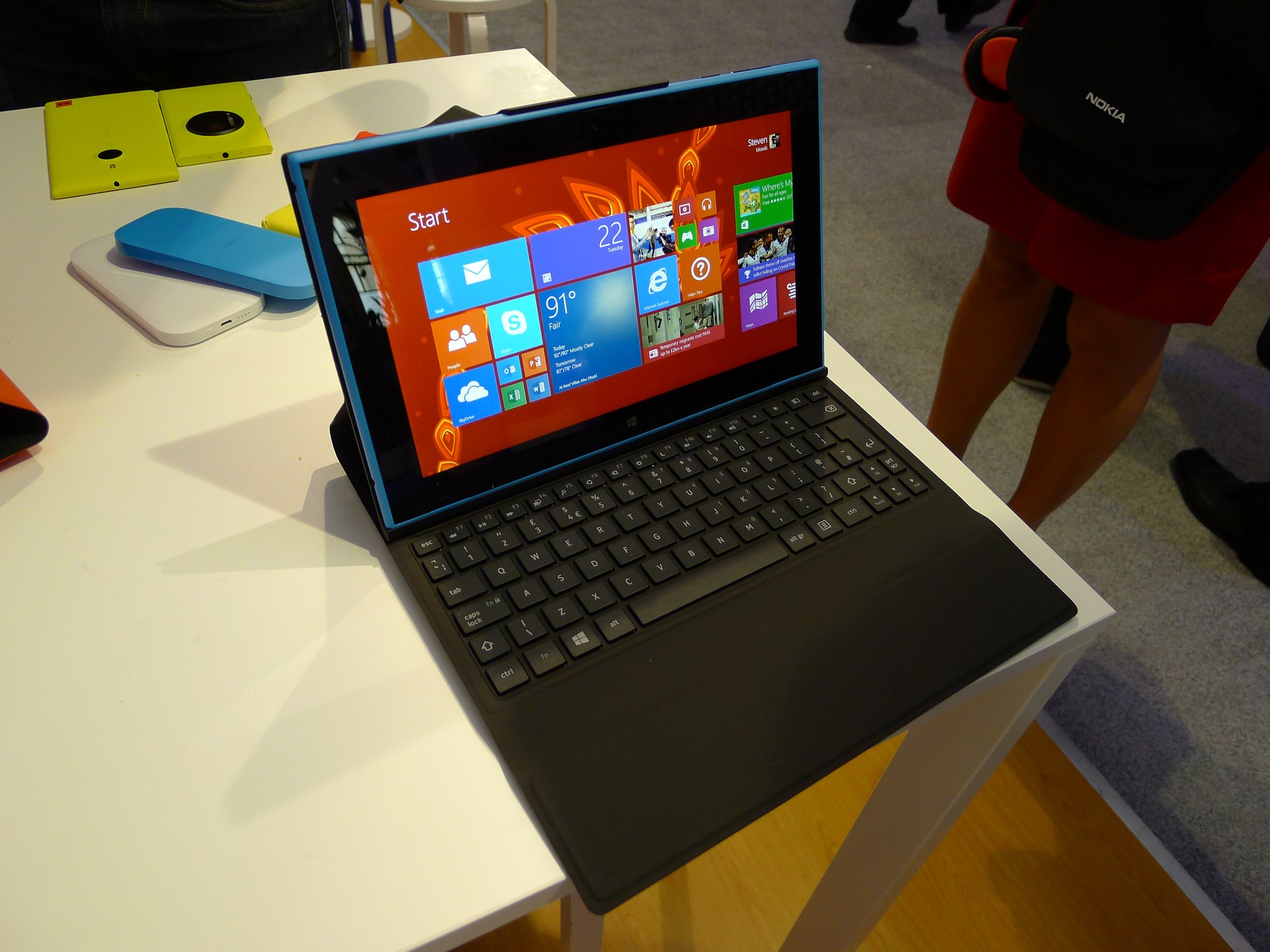 Microsoft libera windows rt 8 1 update 3 com menu iniciar e outras