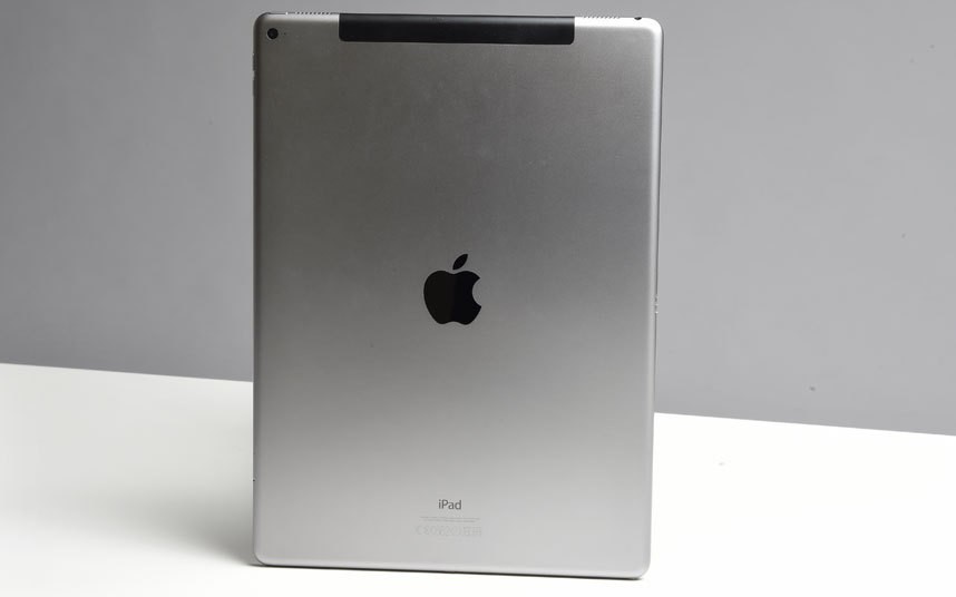 Lote inicial do iPad Pro 128GB esgota; Apple Pencil e teclado só
