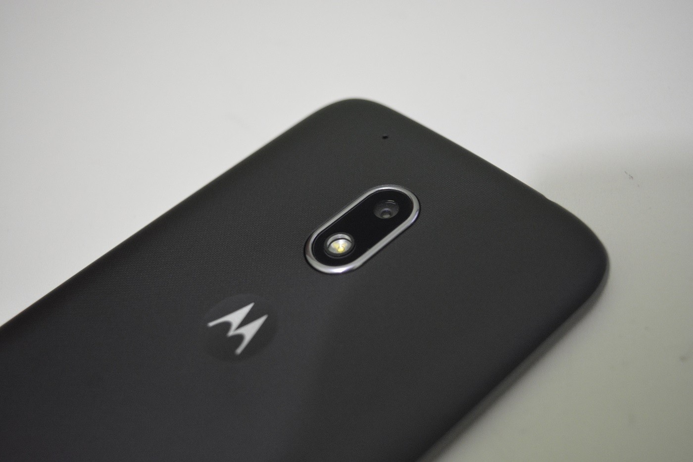 Moto G4 Plus já tem Android 7.1 Nougat extraoficial [vídeo] 