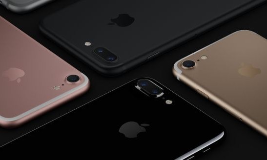 Não adianta chorar! iPhone 7 Plus e versão Jet Black já estão