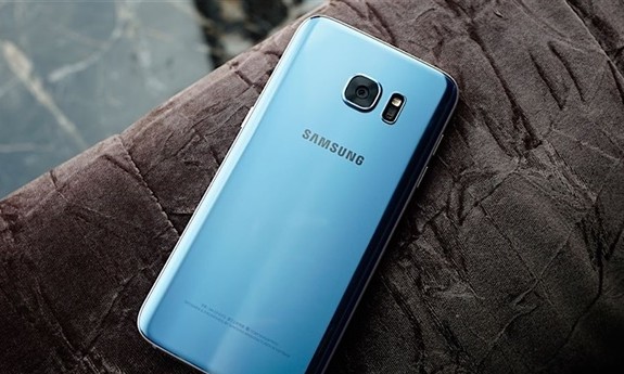 ★カスタムROM/海外版Galaxy S7 ROM customizada leva Android do Pixel para o Galaxy S7 Edge; veja