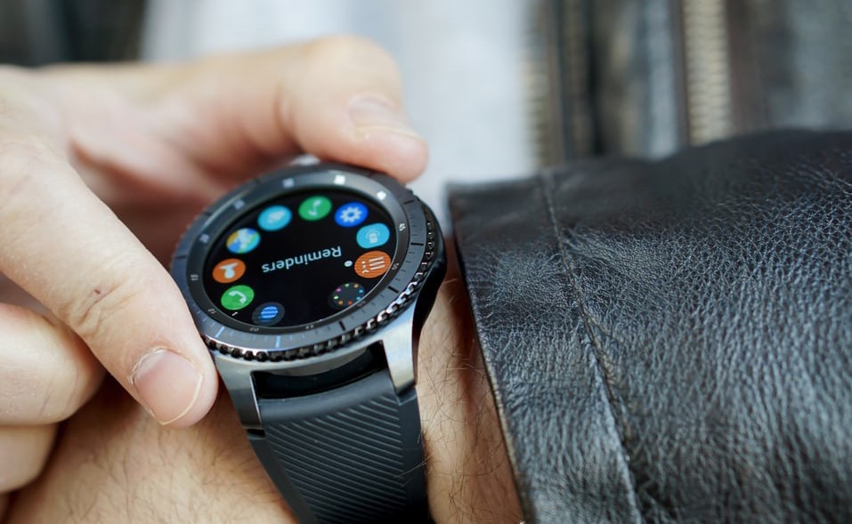 Até que não demorou! Samsung conserta problema no app do Galaxy Watch e  Gear S3 