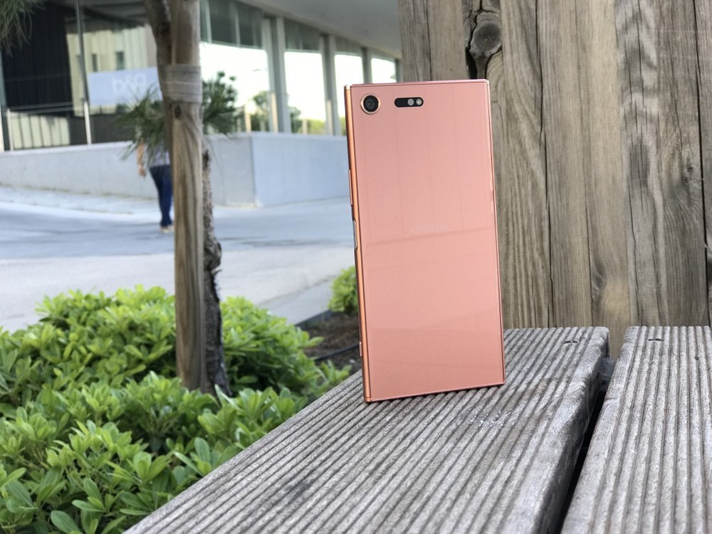 Realmente bonito! Xperia XZ Premium na cor 'rosa bronze' tem