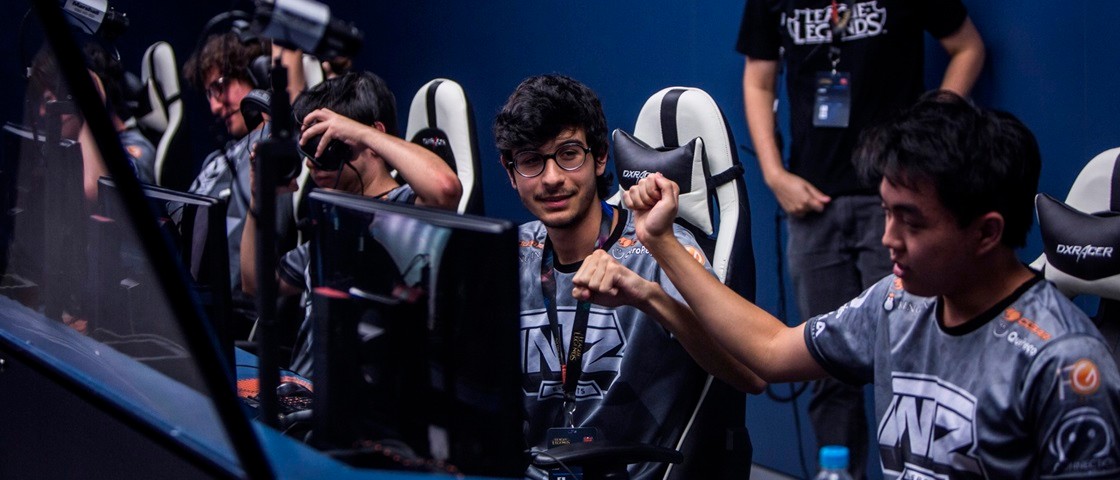 3 perguntas pros finalistas brasileiros do CBLoL