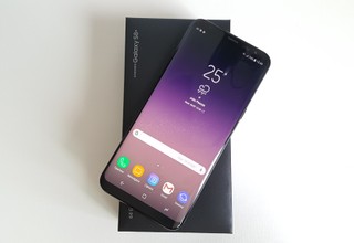 Galaxy S8 enfrenta um pião de mão no vídeo mais bobo desta semana na  internet 