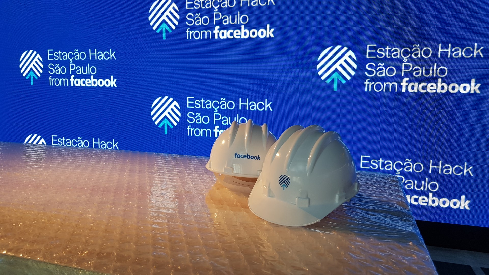 Estação Hack: centro de inovação do Facebook abre em SP. Veja cursos!