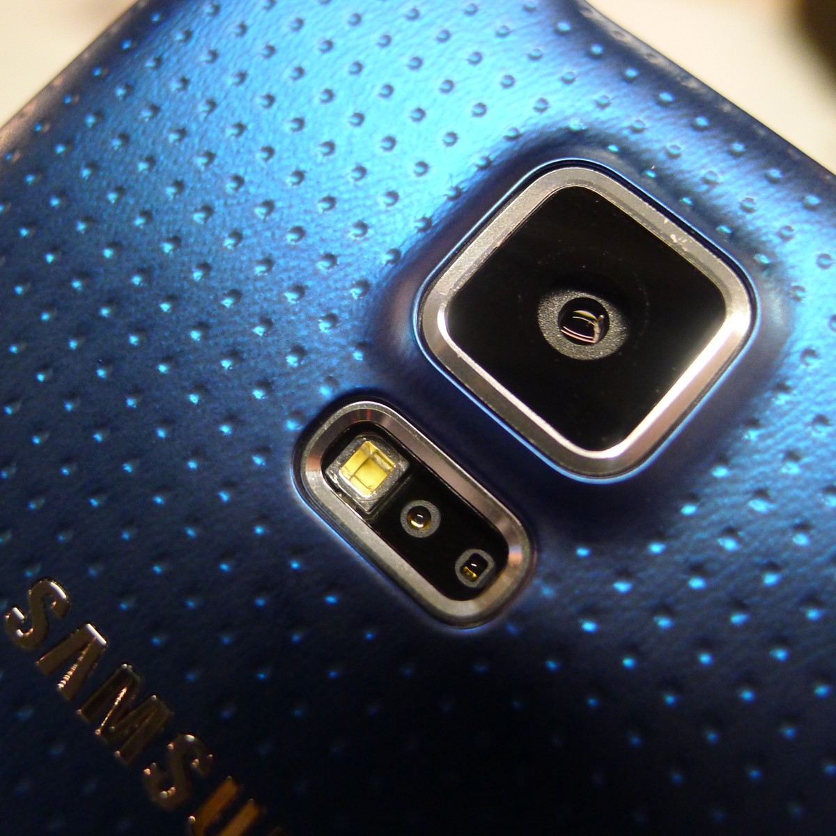 Samsung mostra como criar uma mineradora de bitcoins usando Galaxy S5  antigos - Tudocelular.com