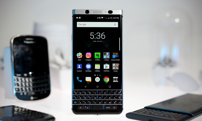 Cadê o Brasil? BlackBerry Keyone chega em outro país - Tudocelular.com