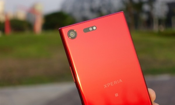 Vejas as primeiras fotos reais do Xperia XZ Premium vermelho