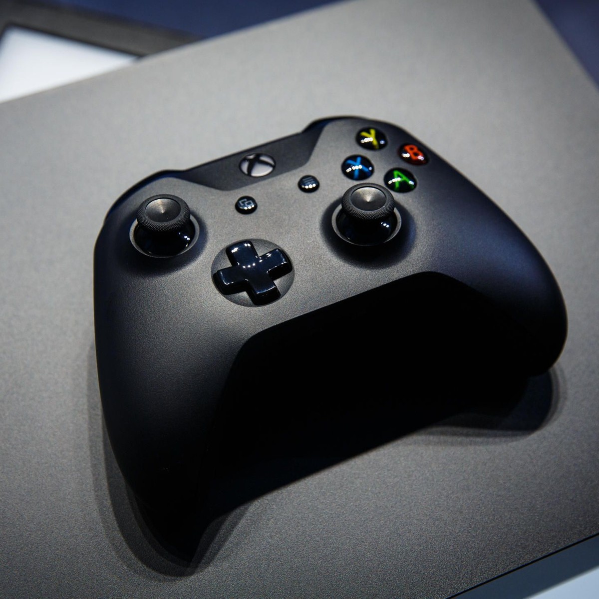 Deu a louca na Microsoft! Mais de 400 jogos do Xbox One estarão com  descontos em algumas horas - Windows Club
