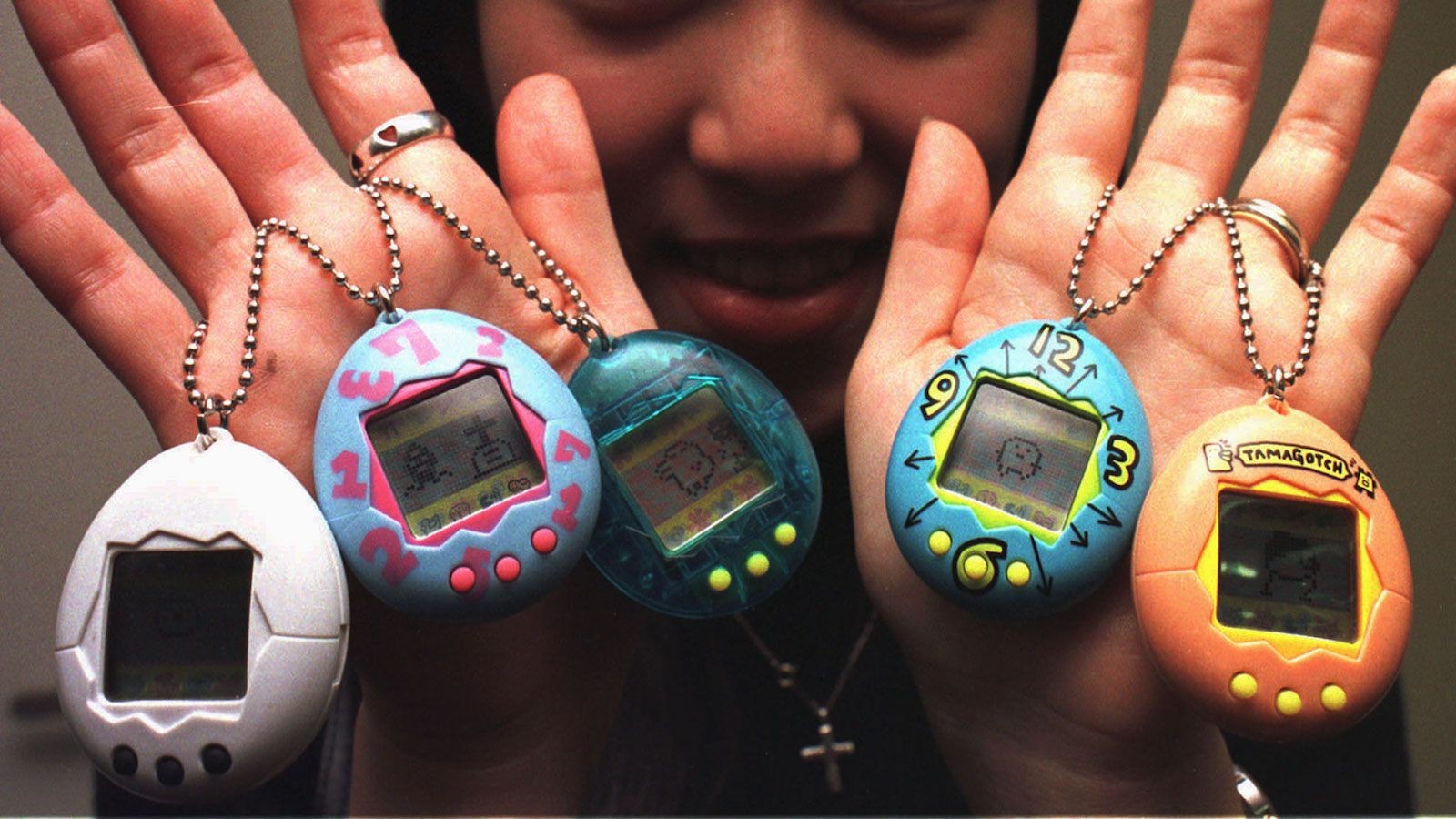 Nostalgia pura! Bichinho virtual Tamagotchi revive como jogo para Android  e iOS 