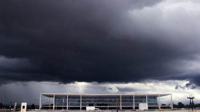 Bolsonaro pode reconsiderar posição pró-EUA após eleição de Biden e não  banir a Huawei - TudoCelular.com