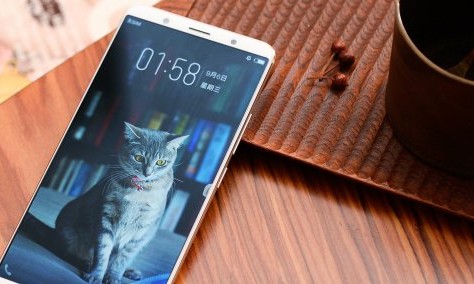 Oppo A73 é lançado como ótimo intermediário com 4 GB de RAM e tela