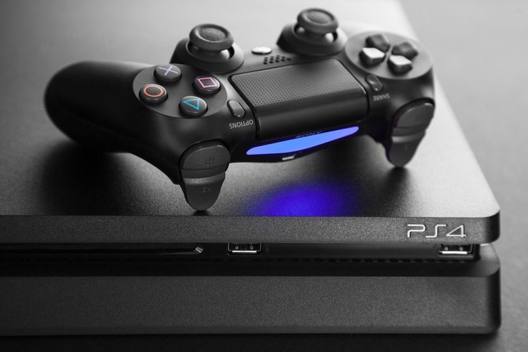 PS4 e PS5 recebem atualização de sistema com melhorias de performance 