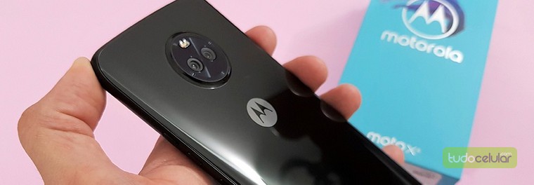ROMs customizadas à vista?! Motorola One e Moto X4 têm código