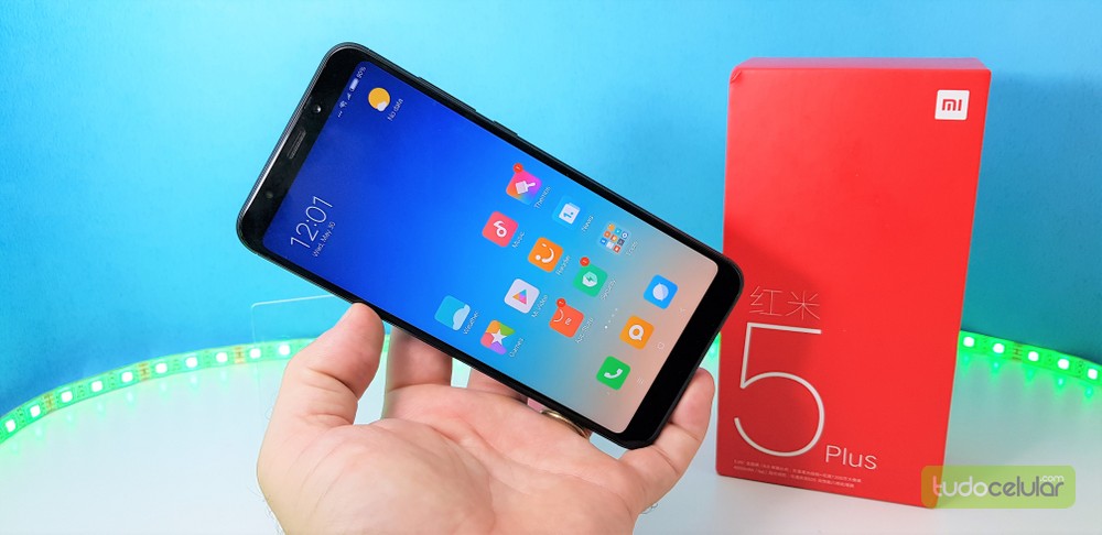 Xiaomi Redmi 5 Plus: intermediário com 