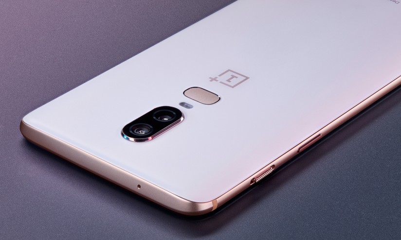 OnePlus 6 na cor Silk White está em estoque novamente, mas por