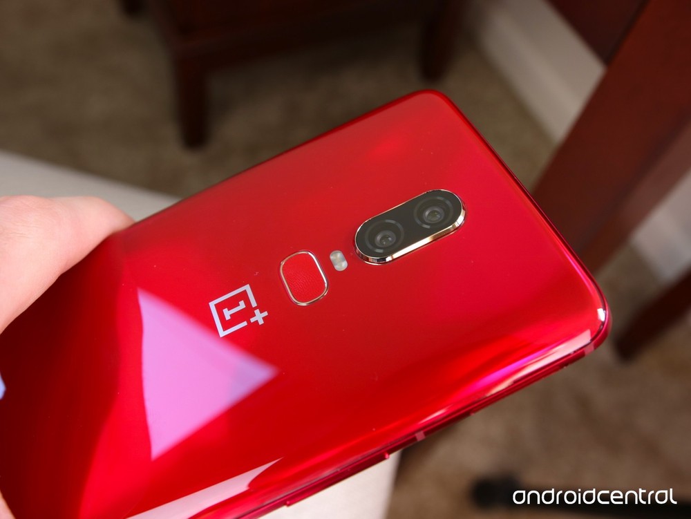 Achou bonito? OnePlus 6 na cor vermelha ganha novas fotos e vídeos