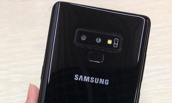 O Galaxy Note 9 ainda nem foi lançado mas já possui um clone