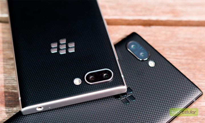 Imagem do BlackBerry KEY2 LE é vazada na cor azul, mostrando