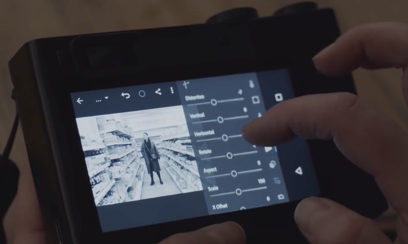 Zeiss ZX1: câmera compacta com Adobe Lightroom entra em pré-venda