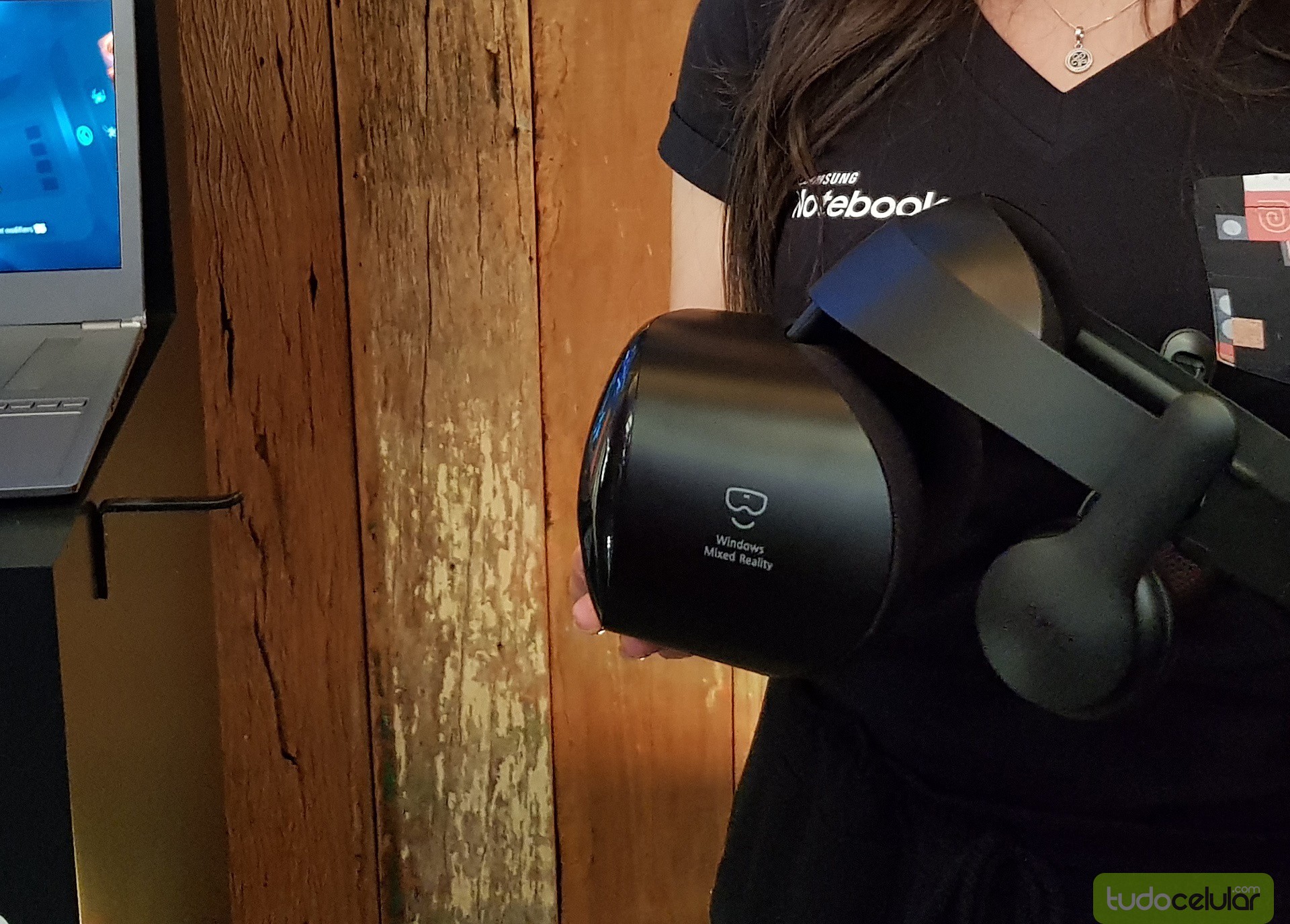 Realidade aumentada! Samsung oficializa chegada de óculos HMD