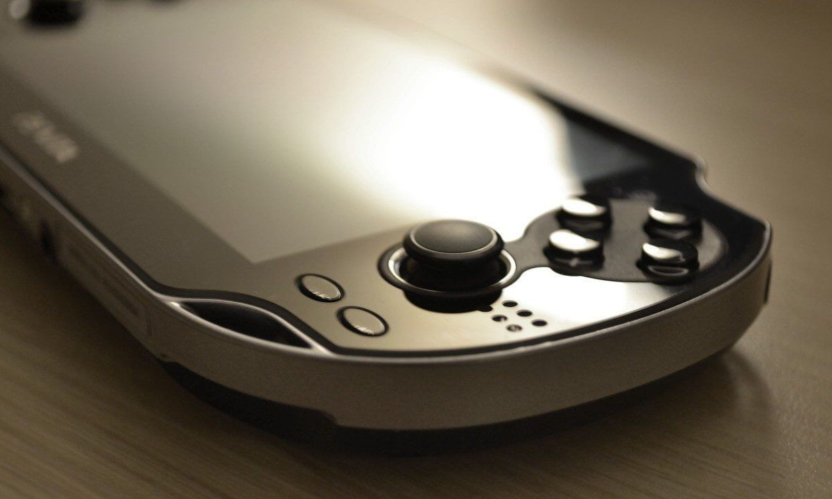 Com Fim Em 2019 Sony Confirma Que Playstation Vita Sera Descontinuado Em Breve Tudocelular Com