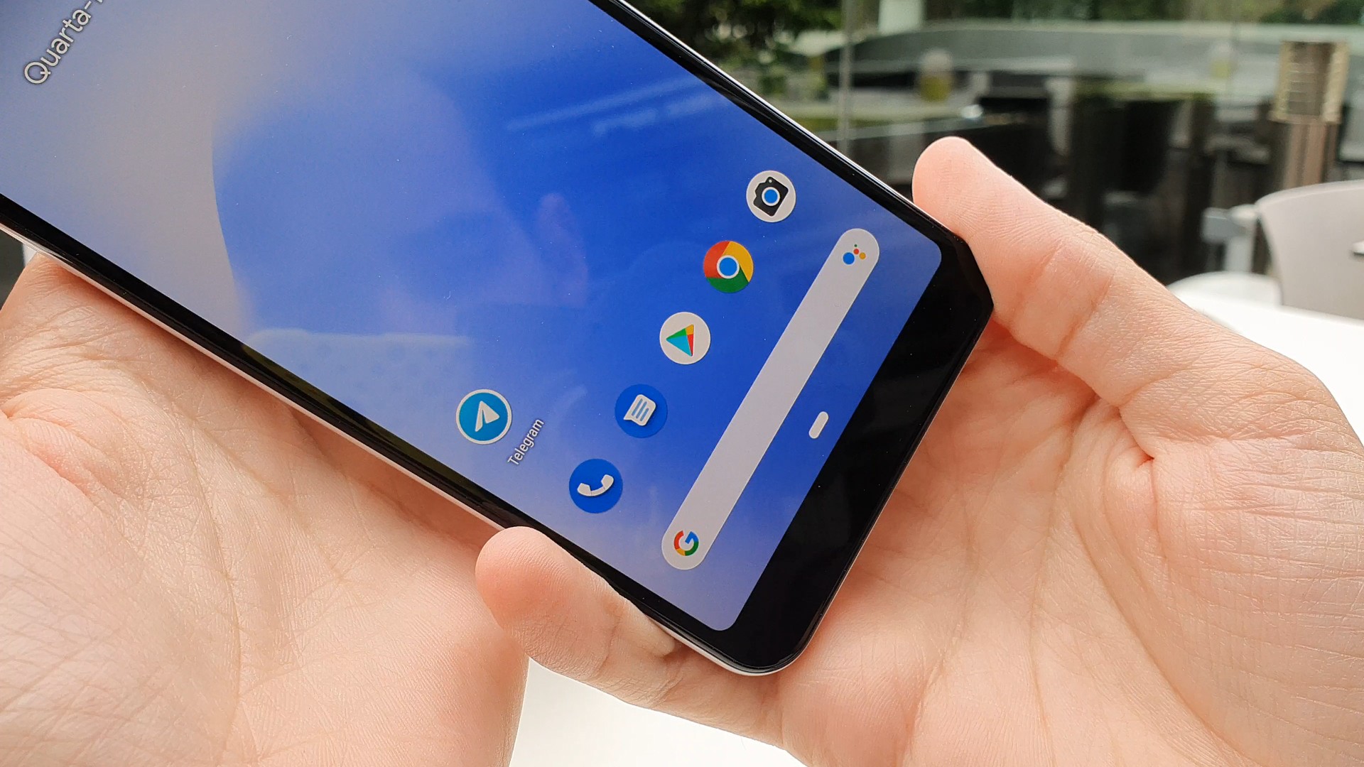 Atualizados! Pixel 3a e 3a XL recebem primeiro update com pacote de ...