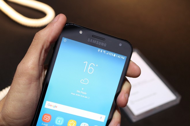 Homem morre após celular Samsung desatualizado bloquear chamada de emergência