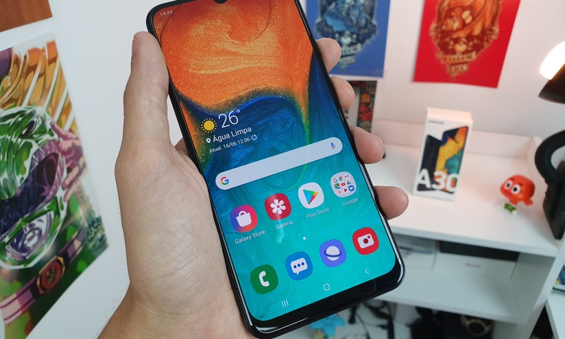 mobile phone location software Samsung Galaxy A30
