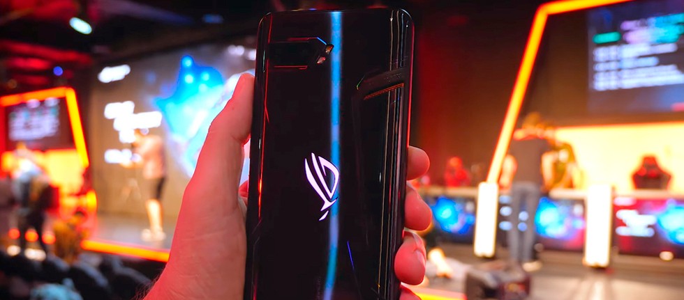ASUS ROG Phone 2 é oficializado com tela HDR de 120 Hz e bateria