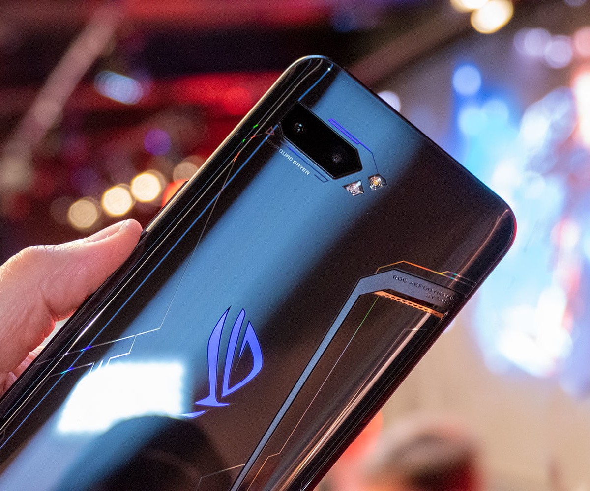 BGS 2019: ROG Phone 2 desembarca no Brasil junto com o Zenfone 6 e