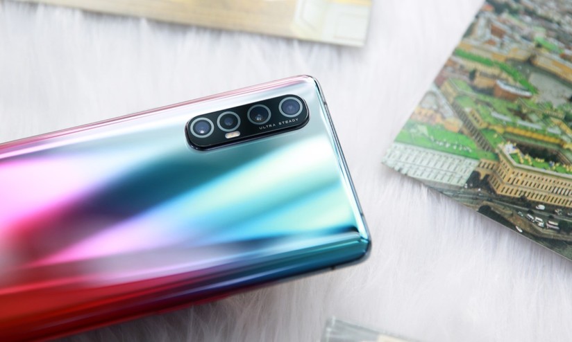 Oppo Reno 3 e Reno 3 Pro são anunciados com 5G, tela de 90 Hz e