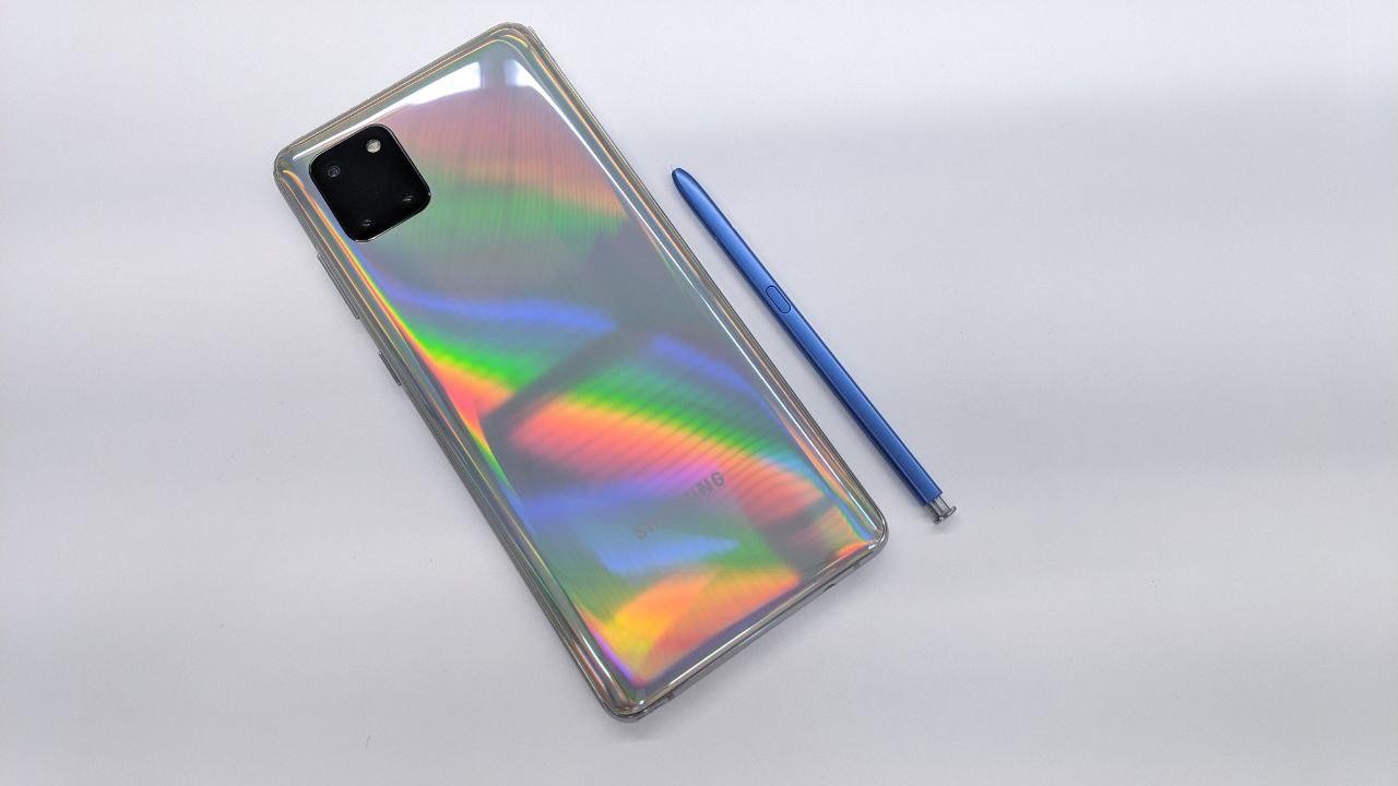 Samsung Galaxy Note 10 Lite recebe atualização com o pacote de