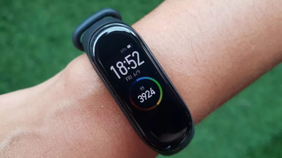 É oficial! Xiaomi anuncia Mi Band 5 com tela AMOLED maior e NFC no mercado  chinês - Tudocelular.com