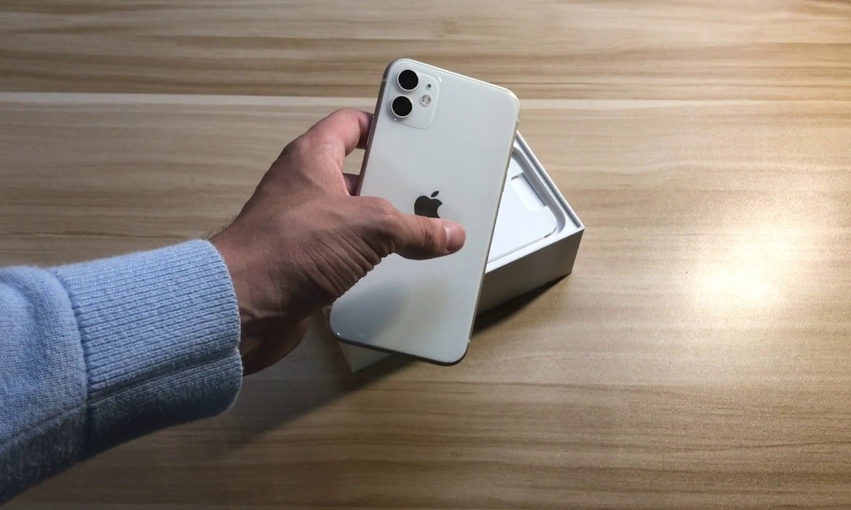 Iphone 12 Com Tela De 5 4 Polegadas Sera Ainda Menor Que Novo Iphone Se Mostra Comparativo Tudocelular Com