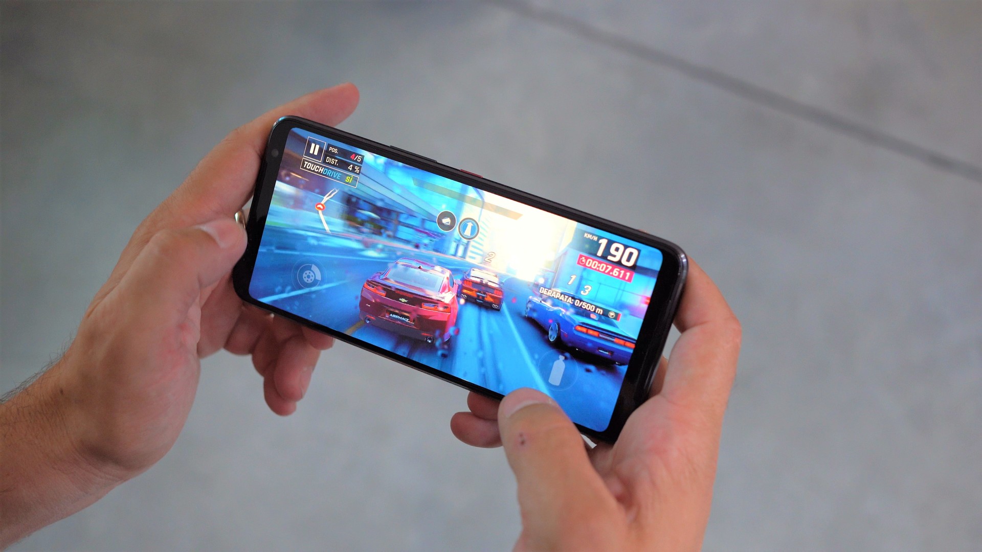 ROG Phone 3 no Brasil! ASUS divulga data de lançamento do celular gamer 