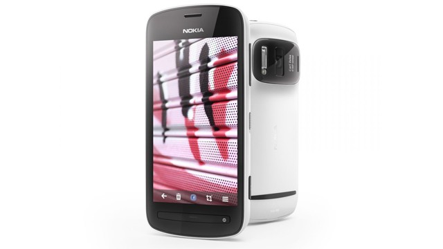 携帯電話本体 Nokia 808 pureview Nokia lança o 808 PureView no Brasil por R$ 1.999 - Tudocelular.com
