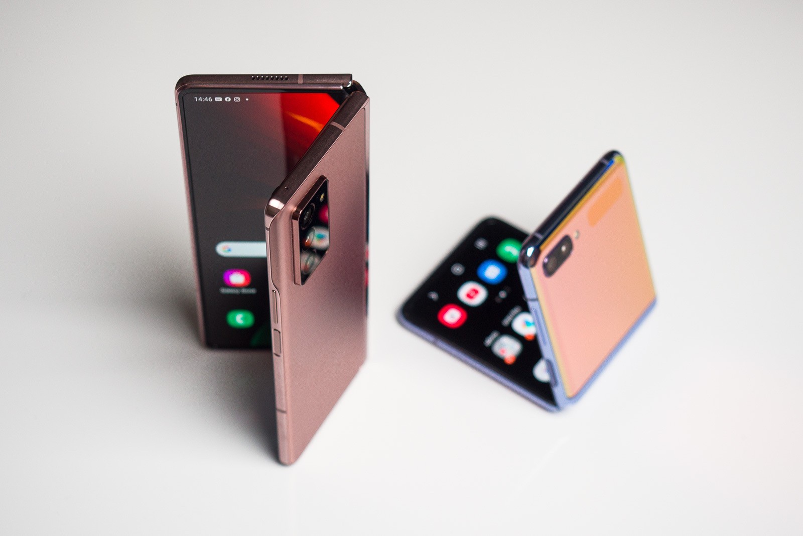 Galaxy z flip 3. Samsung Galaxy z Fold 3. Samsung Galaxy z Fold 2. Samsung Galaxy z Flip 3. Samsung Fold 3.