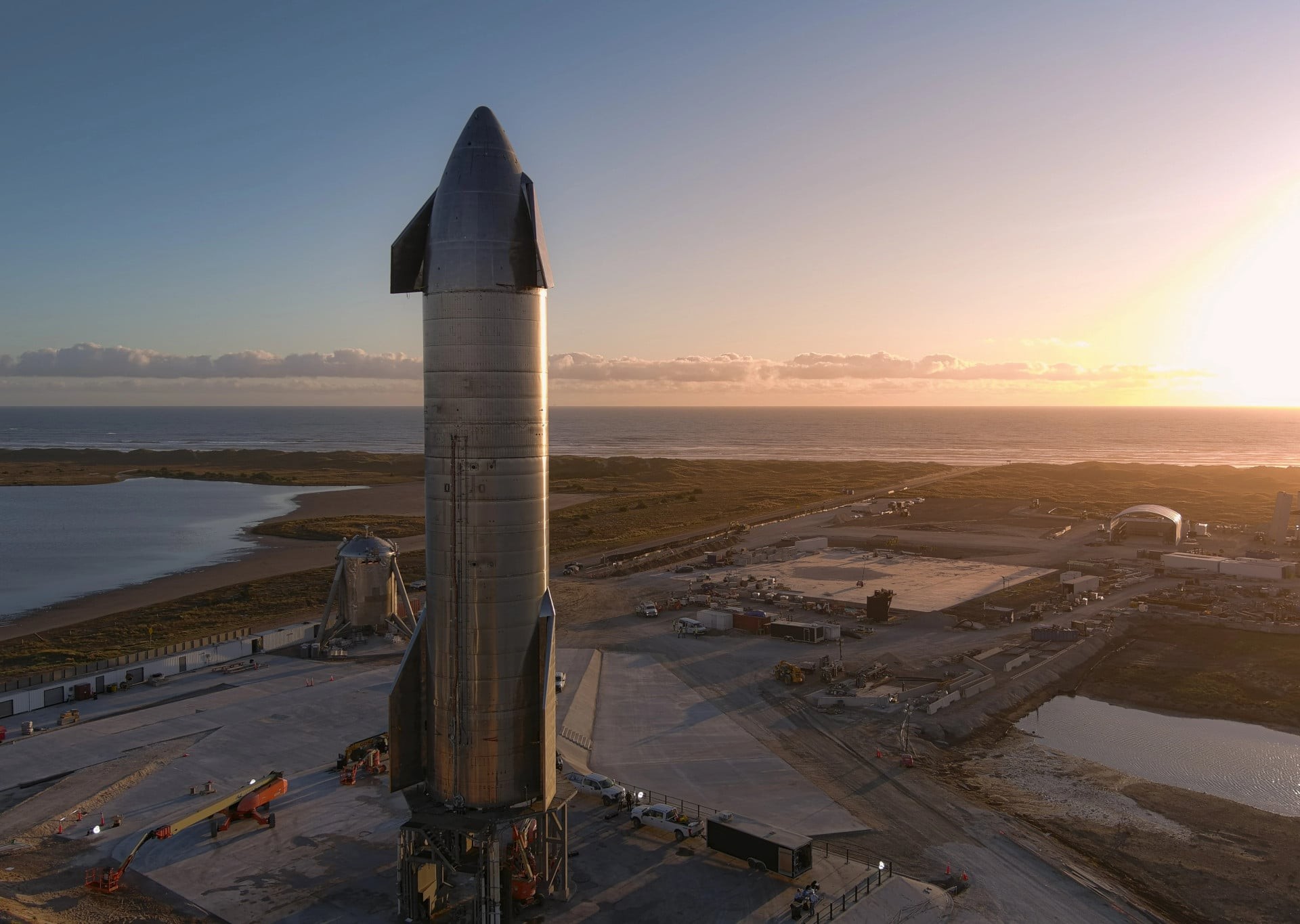 SpaceX faz plano para acelerar lançamentos da Starship: construir