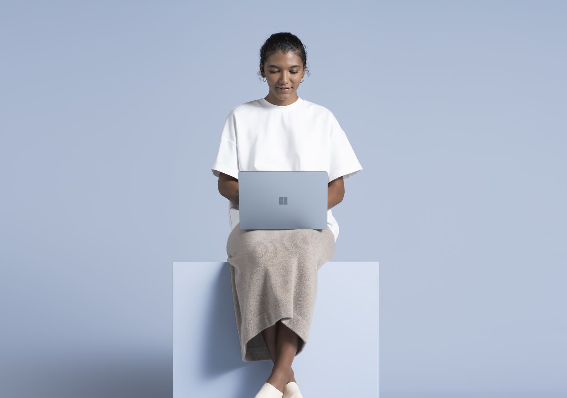 Microsoft oficializa Surface Laptop 4 e diversos dispositivos de