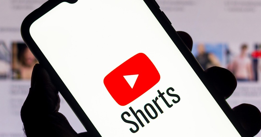 começa a testar publicidades em vídeos curtos do Shorts - TecMundo