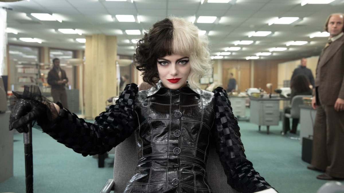 Emma Stone est considerando processar a Disney pelo lanamento de Cruella em streaming