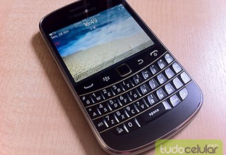 RIM Blackberry Bold Touch 9900 - Ficha Técnica - TudoCelular.com