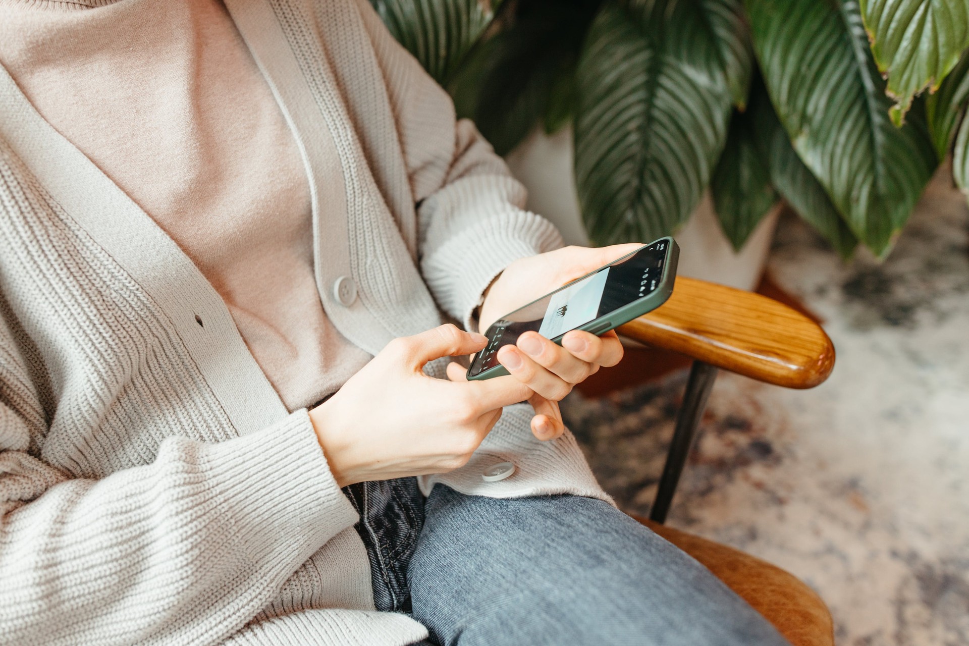 Cerca de 60% das compras pela internet no Brasil so feitas a partir de celulares