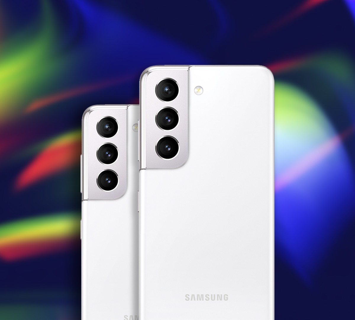 USADO: Smartphone Samsung Galaxy S21 Ultra 256GB 5G Wi-Fi Tela 6.8'' Dual  Chip 12GB RAM Câmera Quádrupla + Selfie 40MP - Preto em Promoção na  Americanas