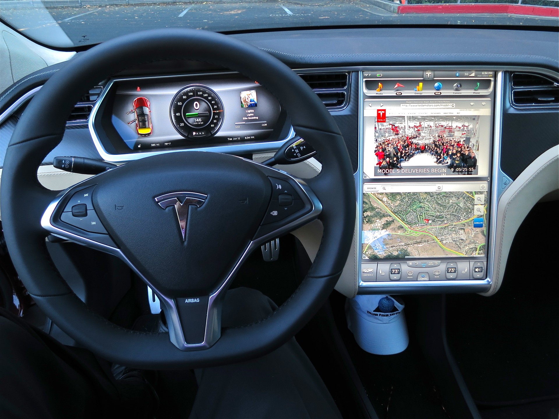 Carro da Tesla roda Apple CarPlay com um Raspberry Pi modificado por desenvolvedor